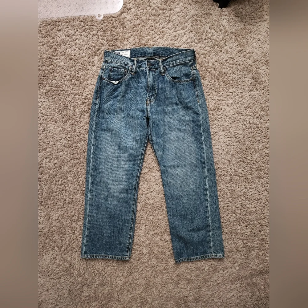 Men's GAP Relaxed Size 28 Relaxed Jeans - Picture 1 of 4